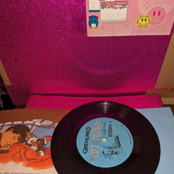 1984 Gremlins Story Books 1-3 and 5 with Record, No Scratches on record - Picture 4 of 16